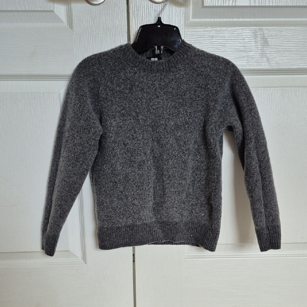 Uniqlo Kids' Boy Gray Crewneck  Wool Sweater